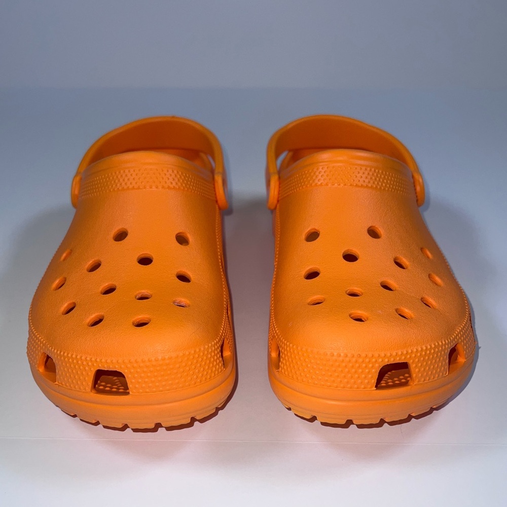 Crocs Classic Clogs Orange Unisex M10 / W12 Comfort Shoes - Picture 2 of 7